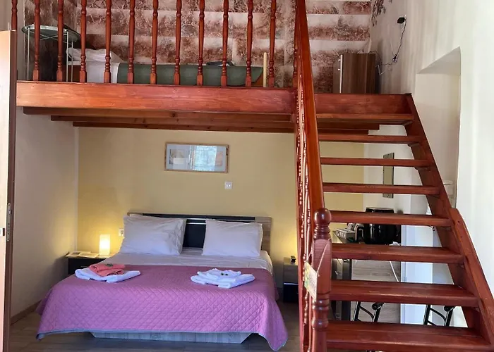 Foteini's House * Simi